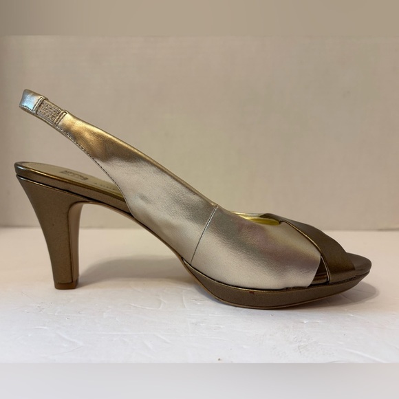 Anne Klein bronze & gold slingback open toe heel sandals size 9 M - Picture 5 of 10